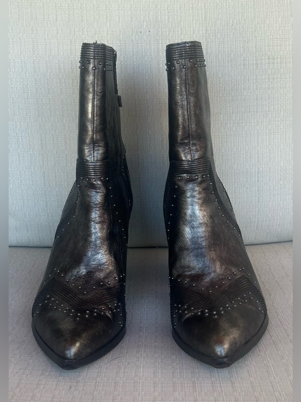 NWOB Donald J. Pliner Vegas Metallic Pointed-Toe Studded Leather Ankle Boots - Picture 4 of 8